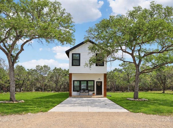 117 Golf Crest Dr, Wimberley, TX 78676
