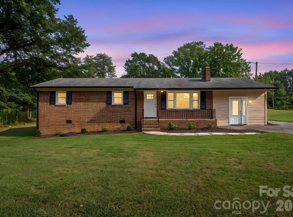 1081 Redleaf Trail, Lincolnton, NC 28092