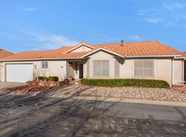 1360 E TELEGRAPH St, Washington, UT 84780