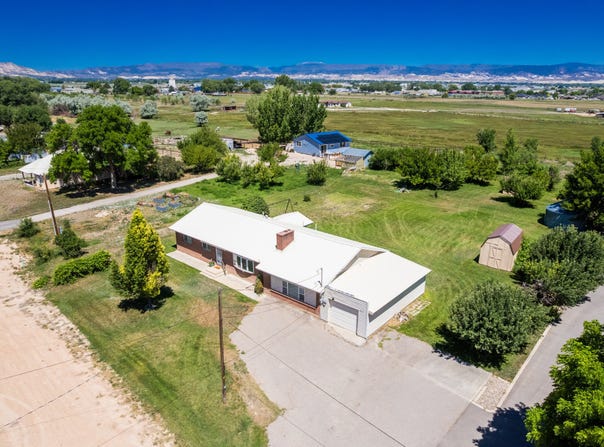 1879 E 2500 S, Naples, UT 84078