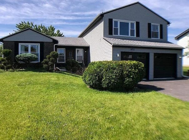7465 W Hickory Creek Drive, Frankfort, IL 60423