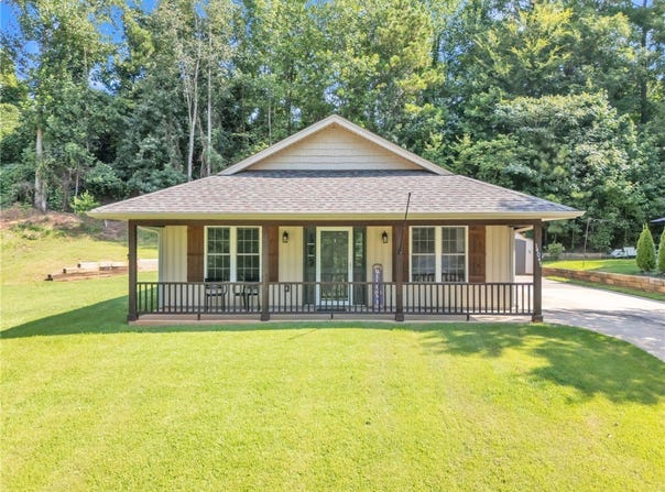 14047 E Camelia Lane, Seneca, SC 29678