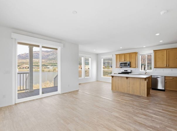 1700 W 2700 N, Pleasant View, UT 84404