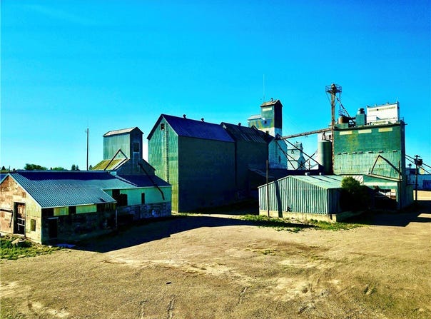 120 4th Avenue SE, Conrad, MT 59425
