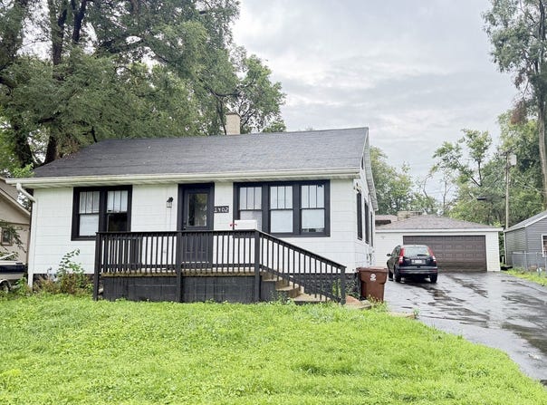 1402 5th Avenue, Joliet, IL 60433
