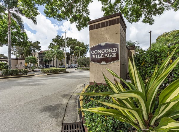 6701 N University Dr, Tamarac, FL 33321