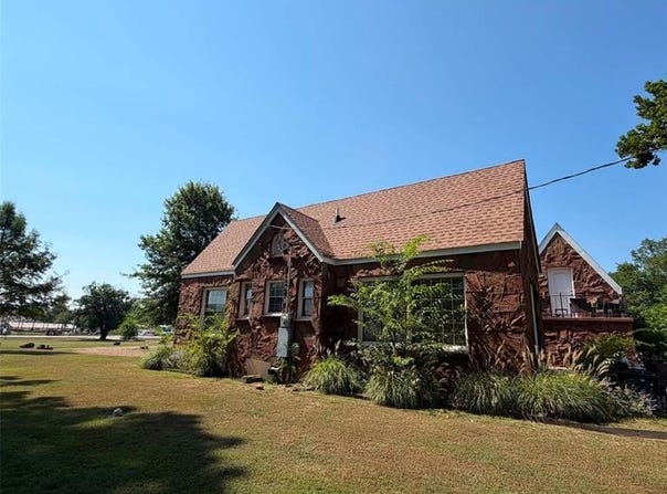 1505 S Park 1/2 Drive, Broken Bow, OK 74728