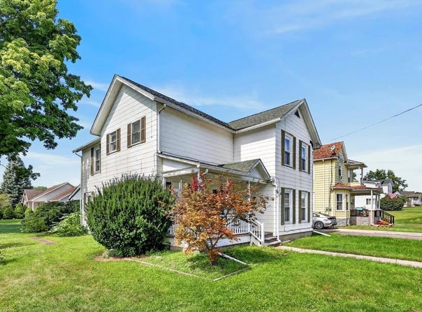 20 Howard St., Sayre, PA 18840