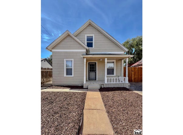 1611 Palmer Ave, Pueblo, CO 81004
