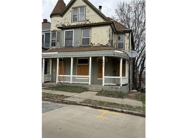 1215 Sylvanie Street, St Joseph, MO 64501
