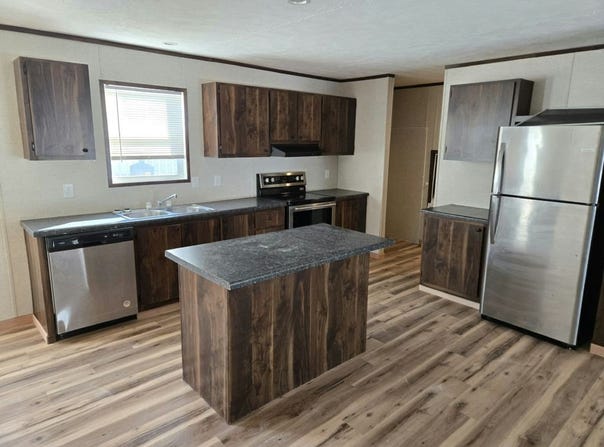 3900 Clark Lane, Columbia, MO 65202