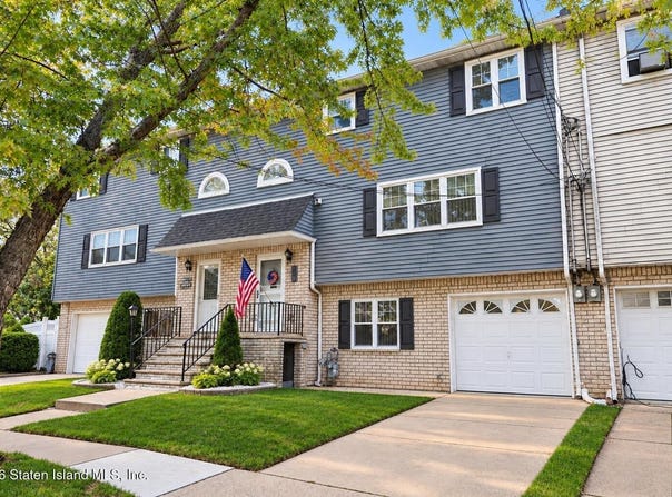 401 Abingdon Avenue, Staten Island, NY 10308