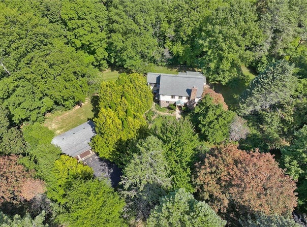 560 Van Alstyne Road, Webster, NY 14580