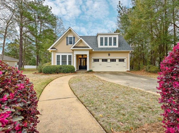 101 Hedgerose Lane, Dothan, AL 36305