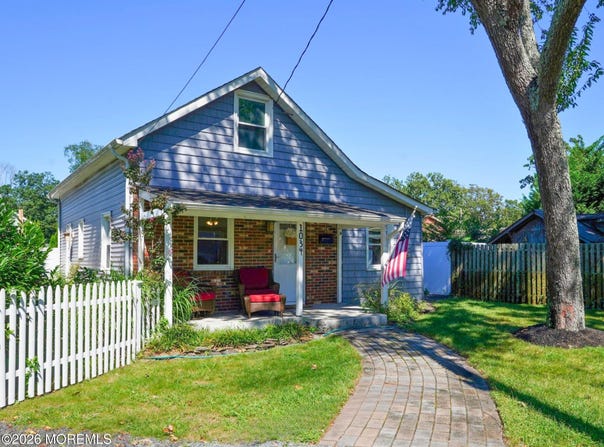 1034 3rd Avenue, Wall, NJ 07719