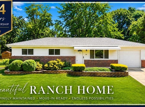 21 Della Drive, Fenton, MO 63026