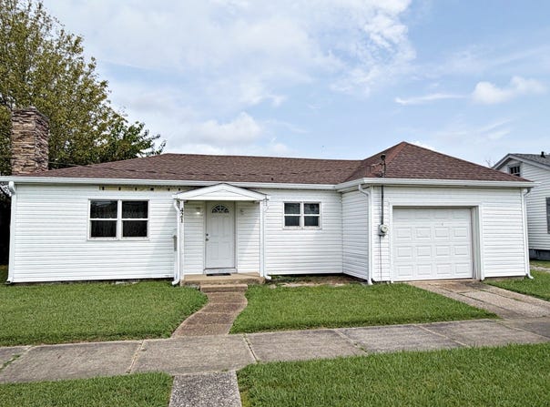 421 E 9th Street, Metropolis, IL 62960