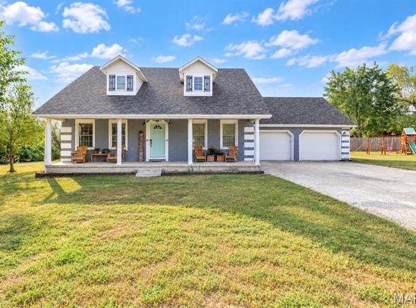 808 Carrie Circle, Lebanon, MO 65536