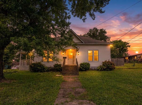 222 6TH STREET, Thayer, MO 65791