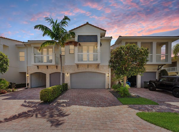 100 NW 69th Circle, Boca Raton, FL 33487