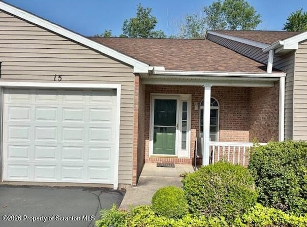 15 Parkland Drive, South Abington Twp, PA 18411