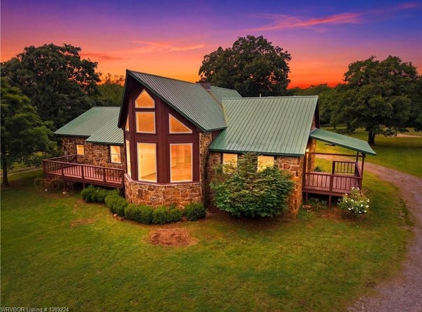 18184 W Levi Mountain RD, Park Hill, OK 74451