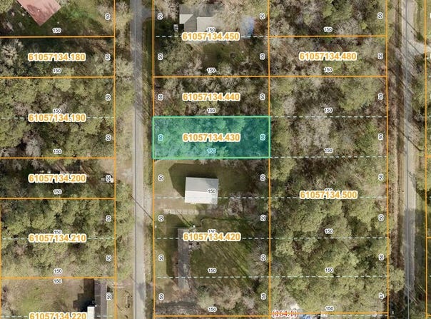 Hand Sheber Street lot: 149, Ocean Springs, MS 39564