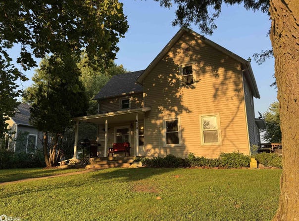 413 McClellan Street, Murray, IA 50174