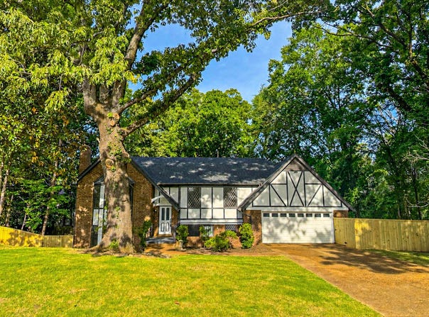 2265 EASTON Dr, Memphis, TN 38016