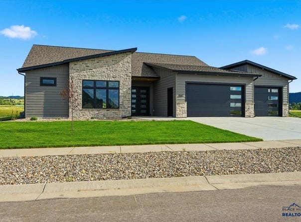 1565 BLUE SAGE RD, Spearfish, SD 57783