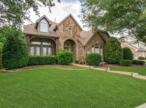 4261 Hunt Drive, Carrollton, TX 75010