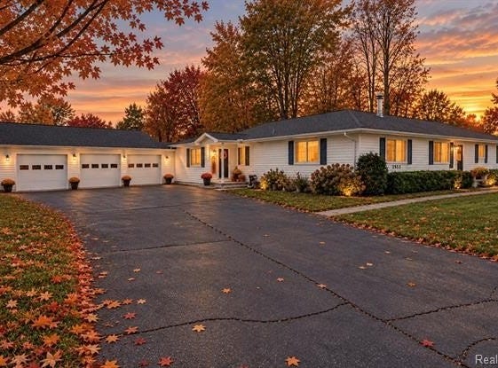 1553 Meisner Road, East China Twp, MI 48054