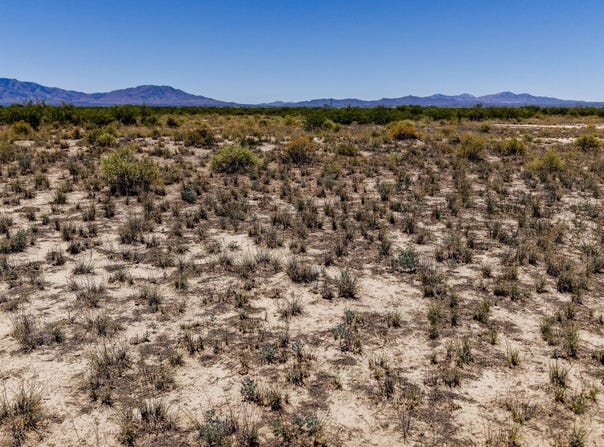 E1 S Hendrick Lane, Willcox, AZ 85643