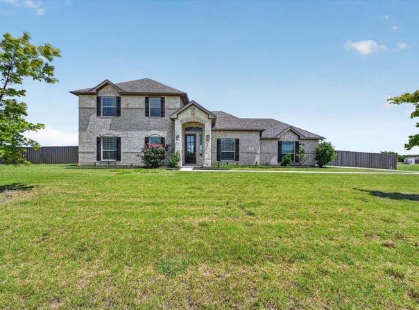 401 Berkeley Drive, Waxahachie, TX 75167