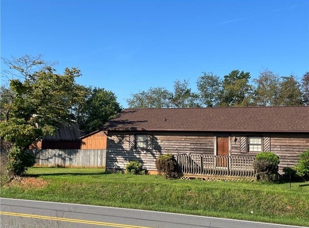 578 Old US Highway 52, Mount Airy, NC 27030