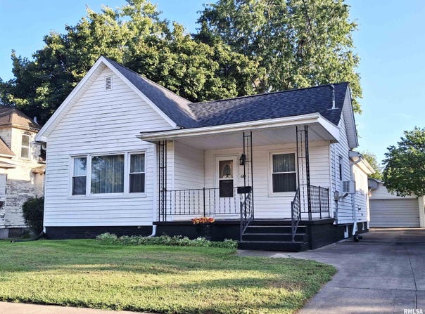 610 MAPLE Street, Canton, IL 61520