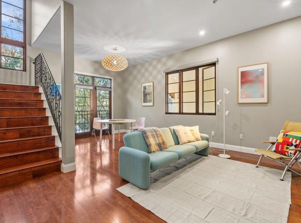 244 View ST, Mountain View, CA 94041