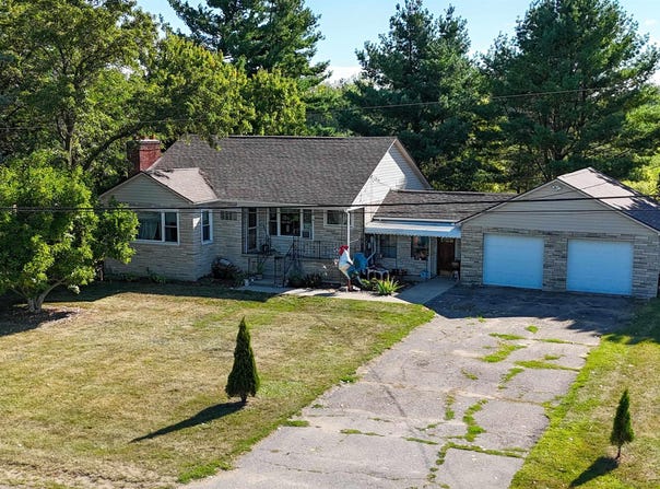 3121 S Shepherd Road, Mt Pleasant, MI 48858