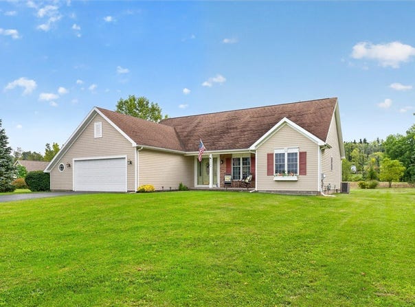 4394 Witherden Rd, Marion, NY 14505