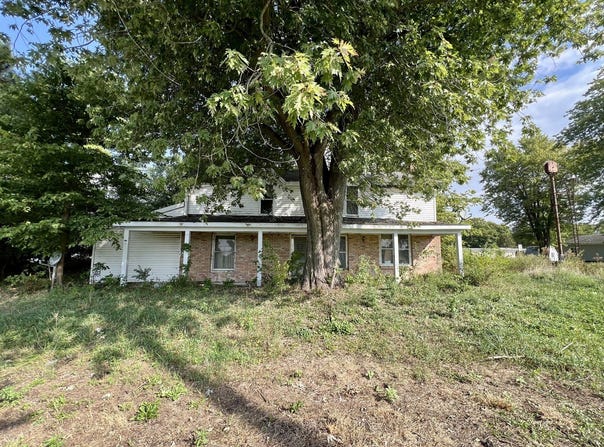 215 W Main Street, Sheldon, IL 60966