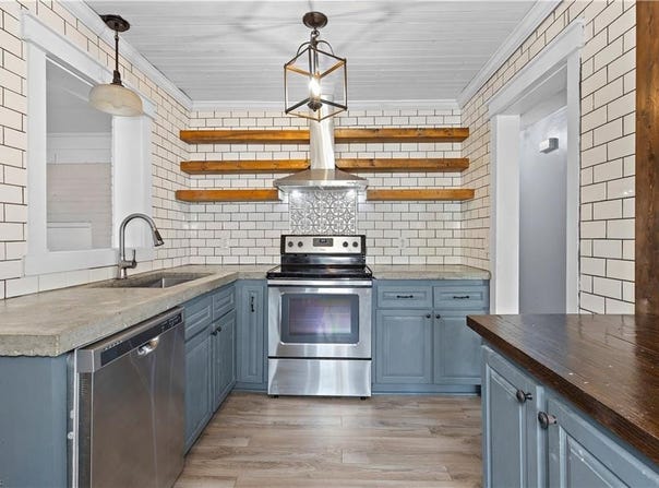 1313 Willow Avenue, Chesapeake, VA 23325