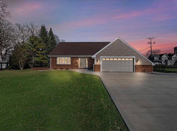 502 Stone, Marblehead, OH 43440