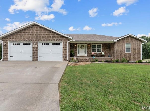 100 Stull Drive, Benton, MO 63736