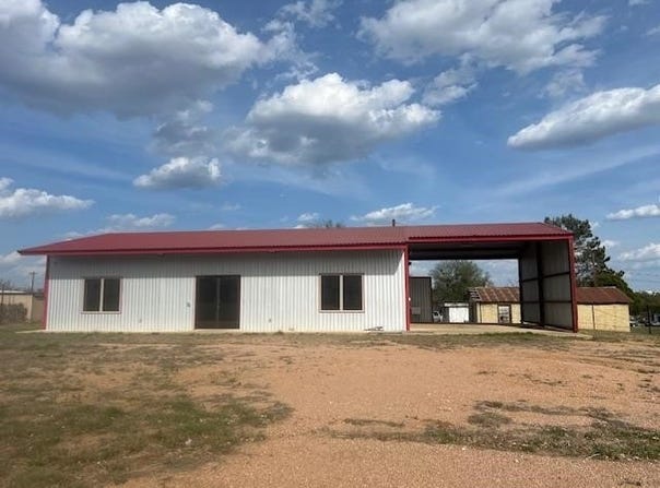 1202 BESSEMER, Llano, TX 78643
