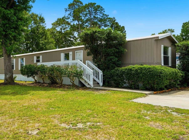 2732 Cirus Dr., Myrtle Beach, SC 29575