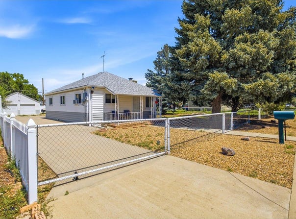 113 5th St, Dacono, CO 80514