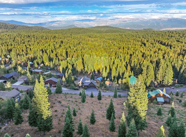 13038 Skislope Way, Truckee, CA 96161