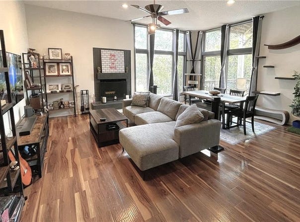 696 Mowbray Arch, Norfolk, VA 23507