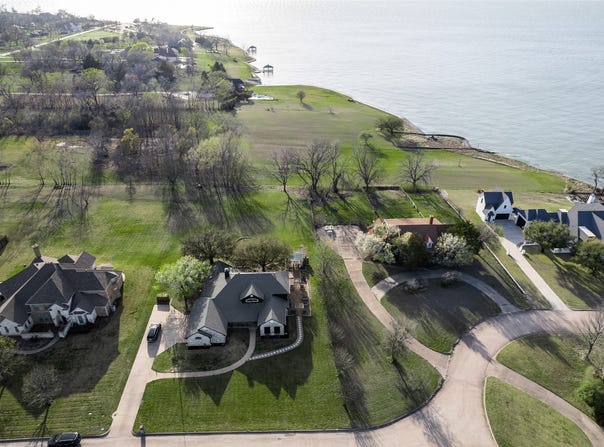111 Luther Lane, Heath, TX 75032