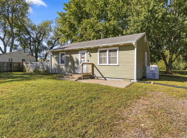 3460 Dempsey Road, Manhattan, KS 66502